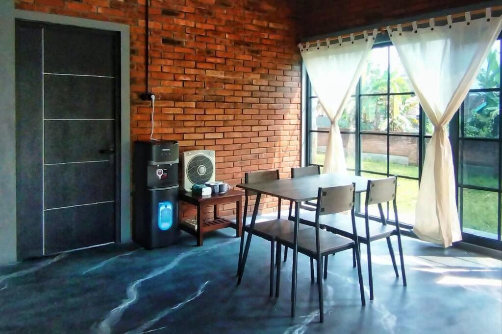 Rumah Bata *